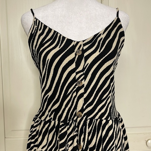 GLO Fashion London Women’s Zebra Print Black and Cream Sundress Sleeveless Sz L - Picture 2 of 10